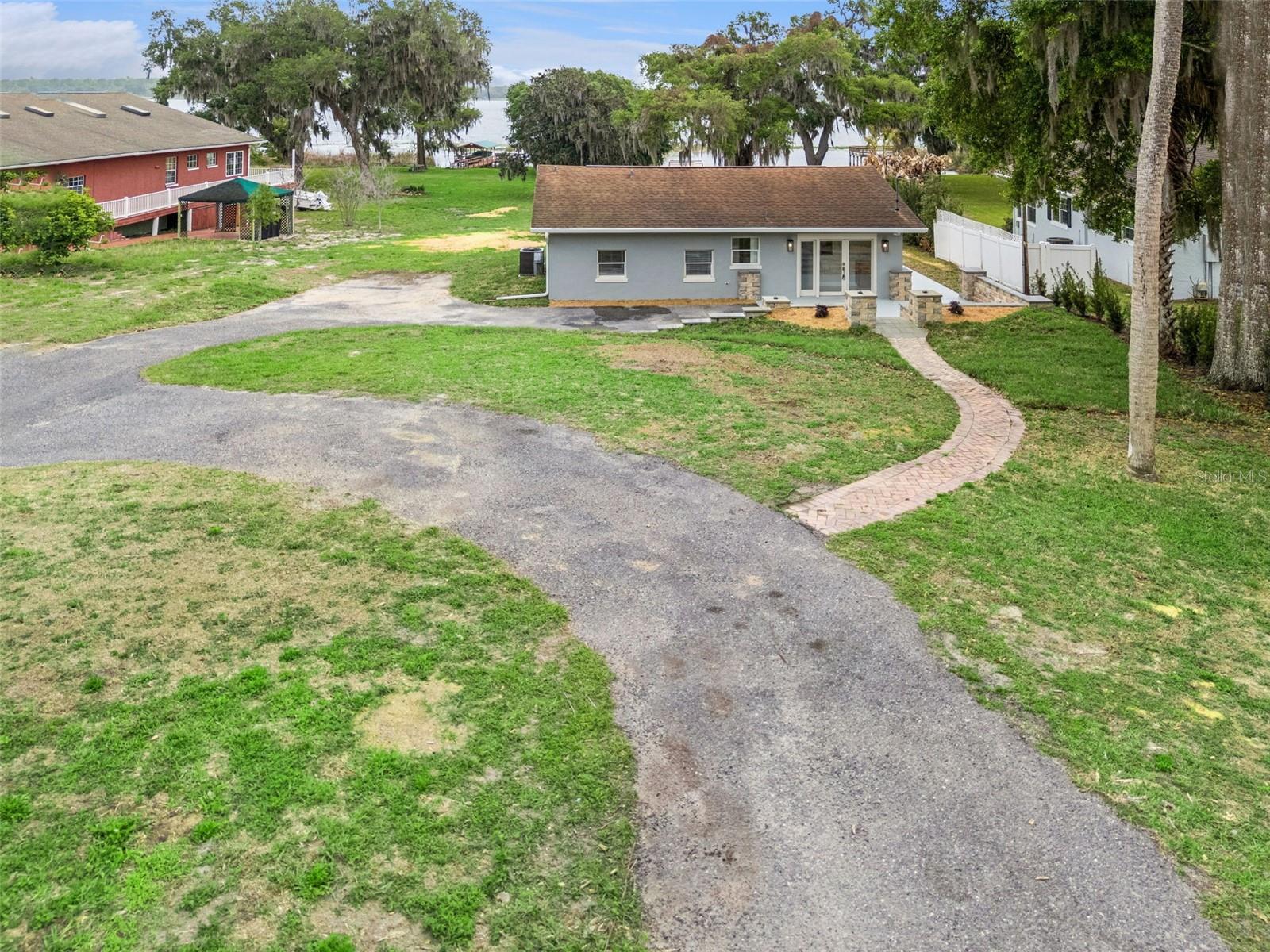 GRIFFIN SHORES - Residential