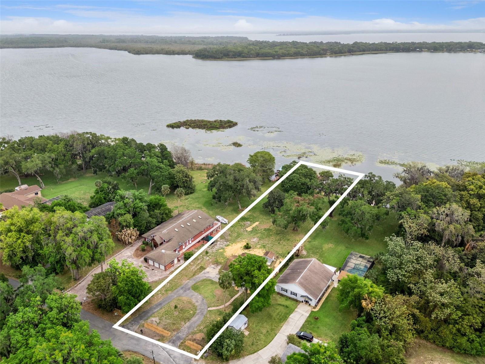 GRIFFIN SHORES - Residential