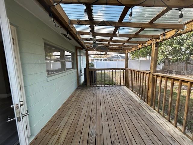 KENNETH CITY - Residential Lease