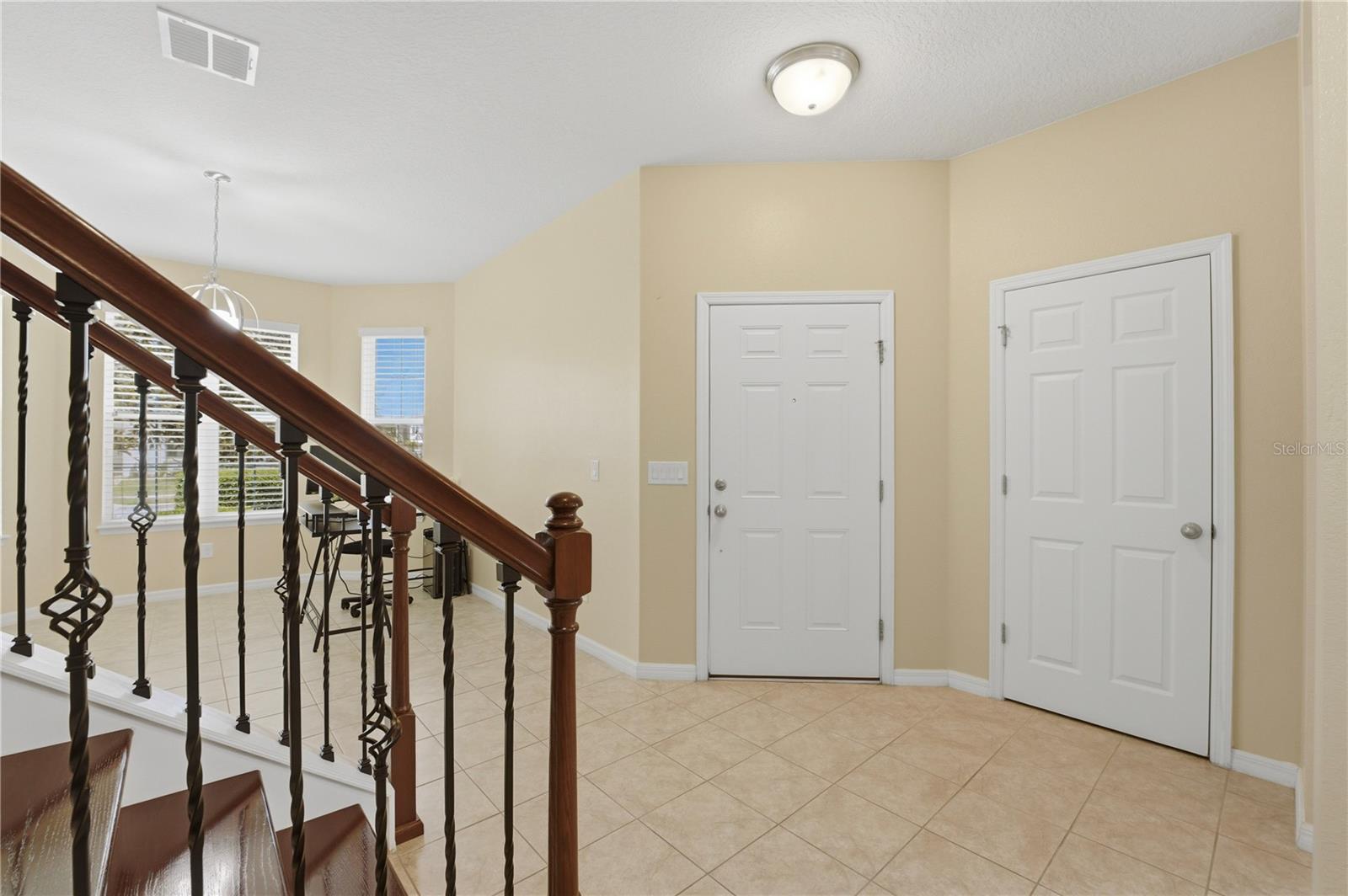 NOVA GROVE - Residential