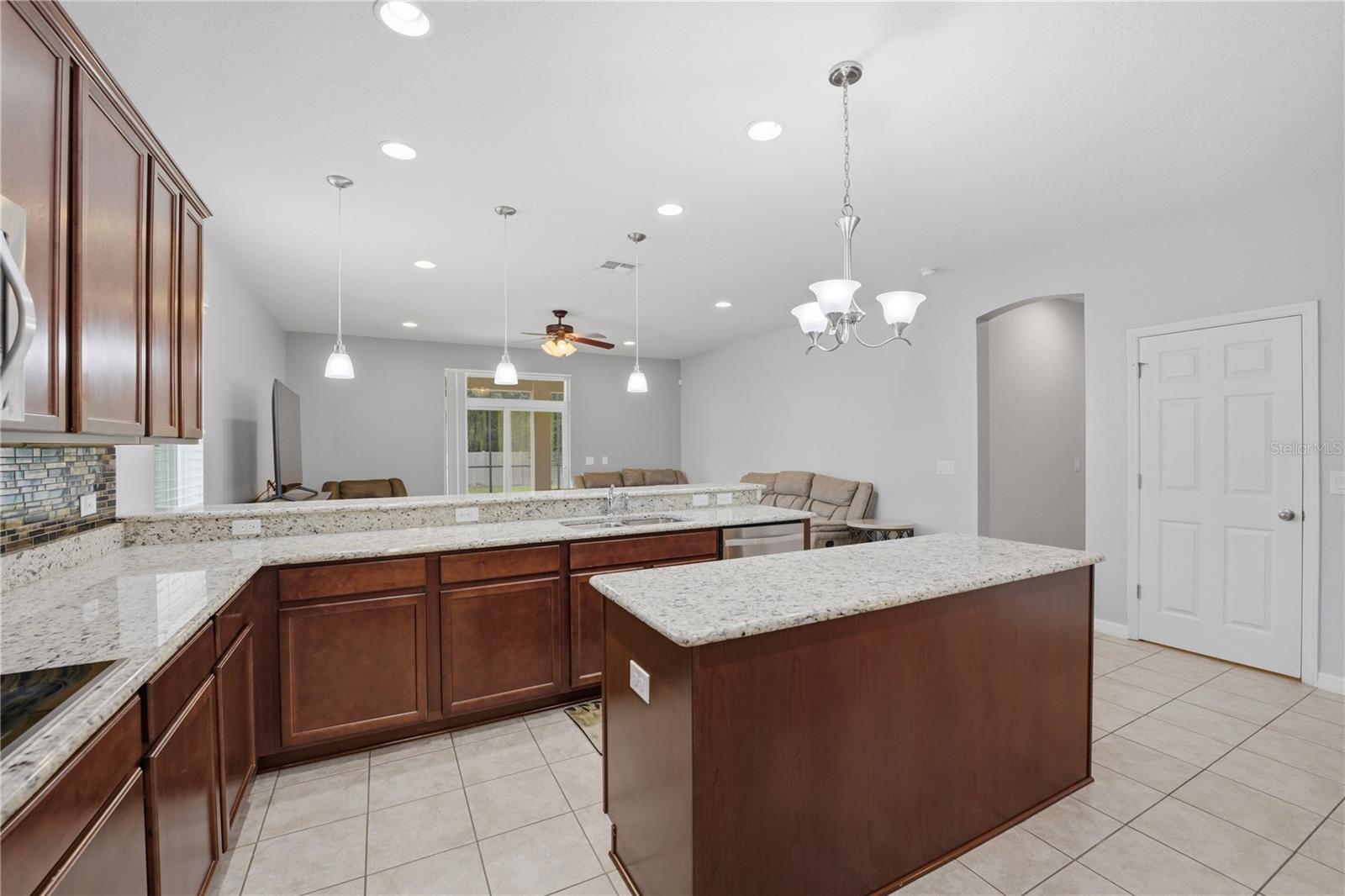 NOVA GROVE - Residential