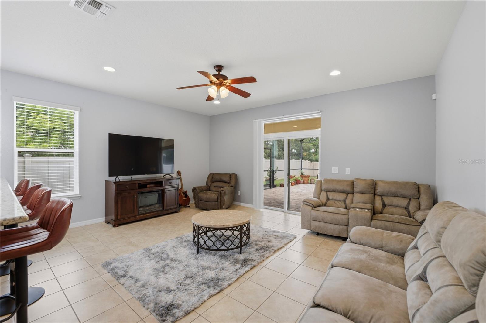 NOVA GROVE - Residential