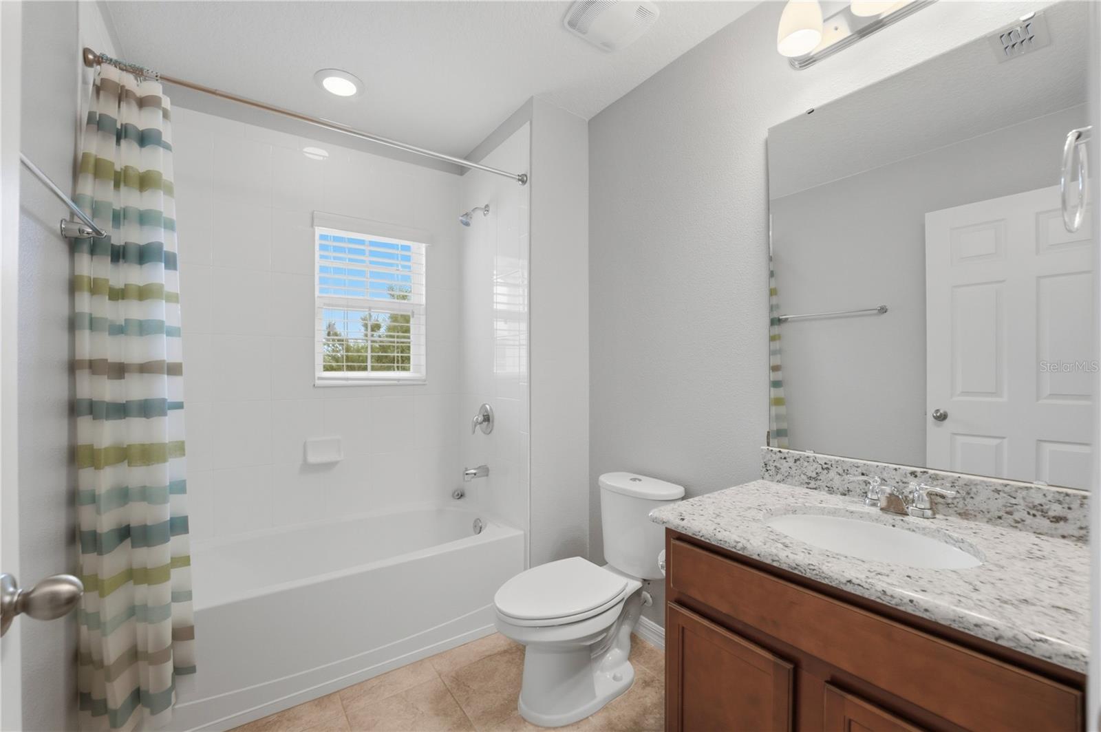NOVA GROVE - Residential