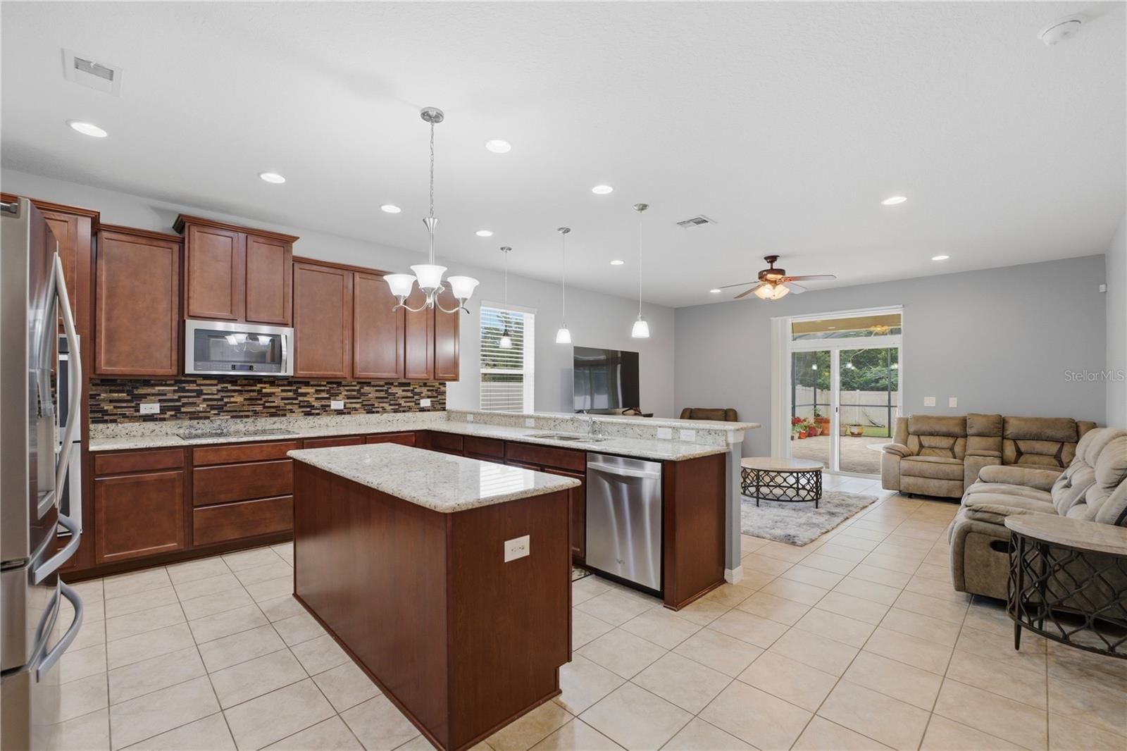 NOVA GROVE - Residential