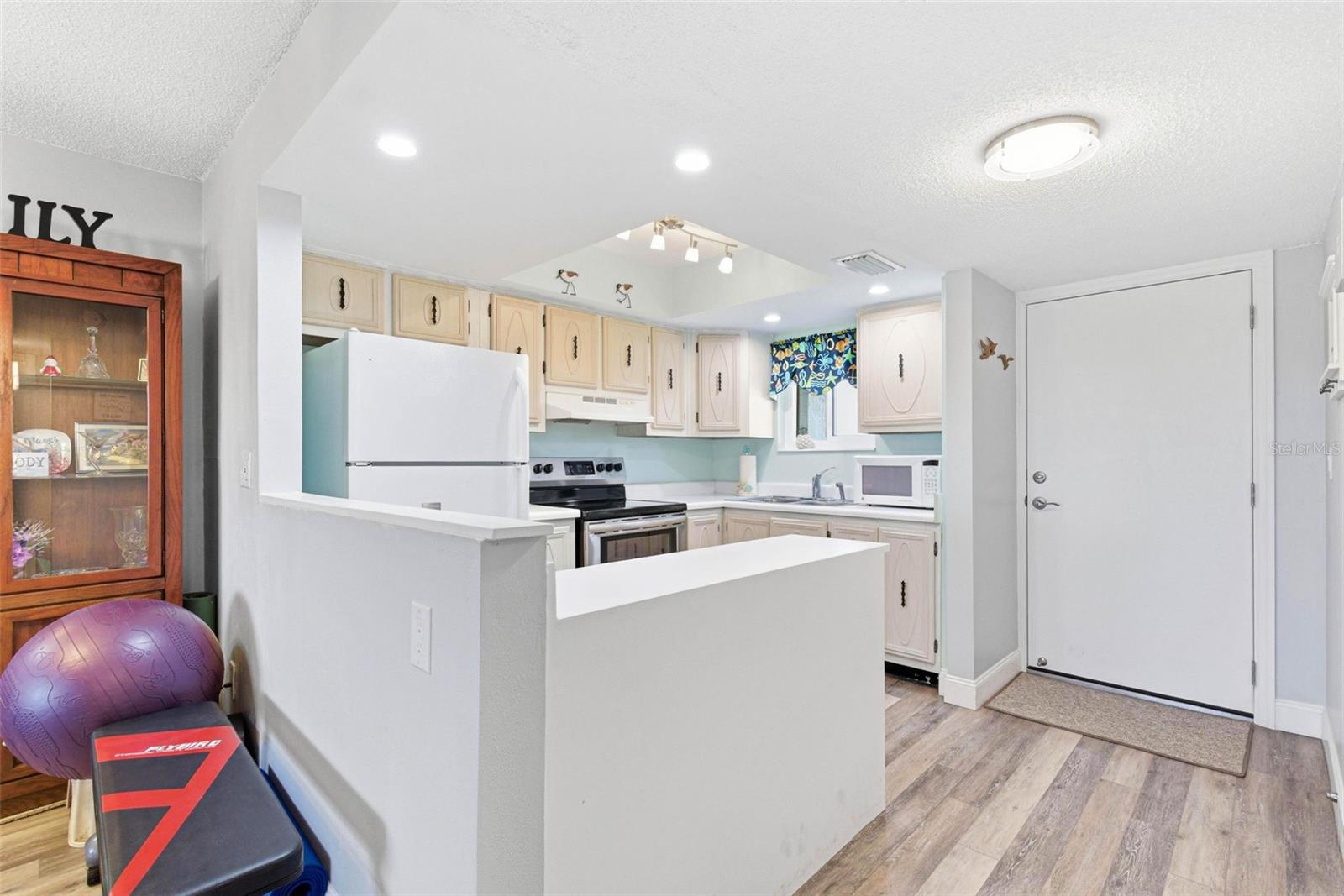 ASBURY ARMS CONDO - Residential Lease