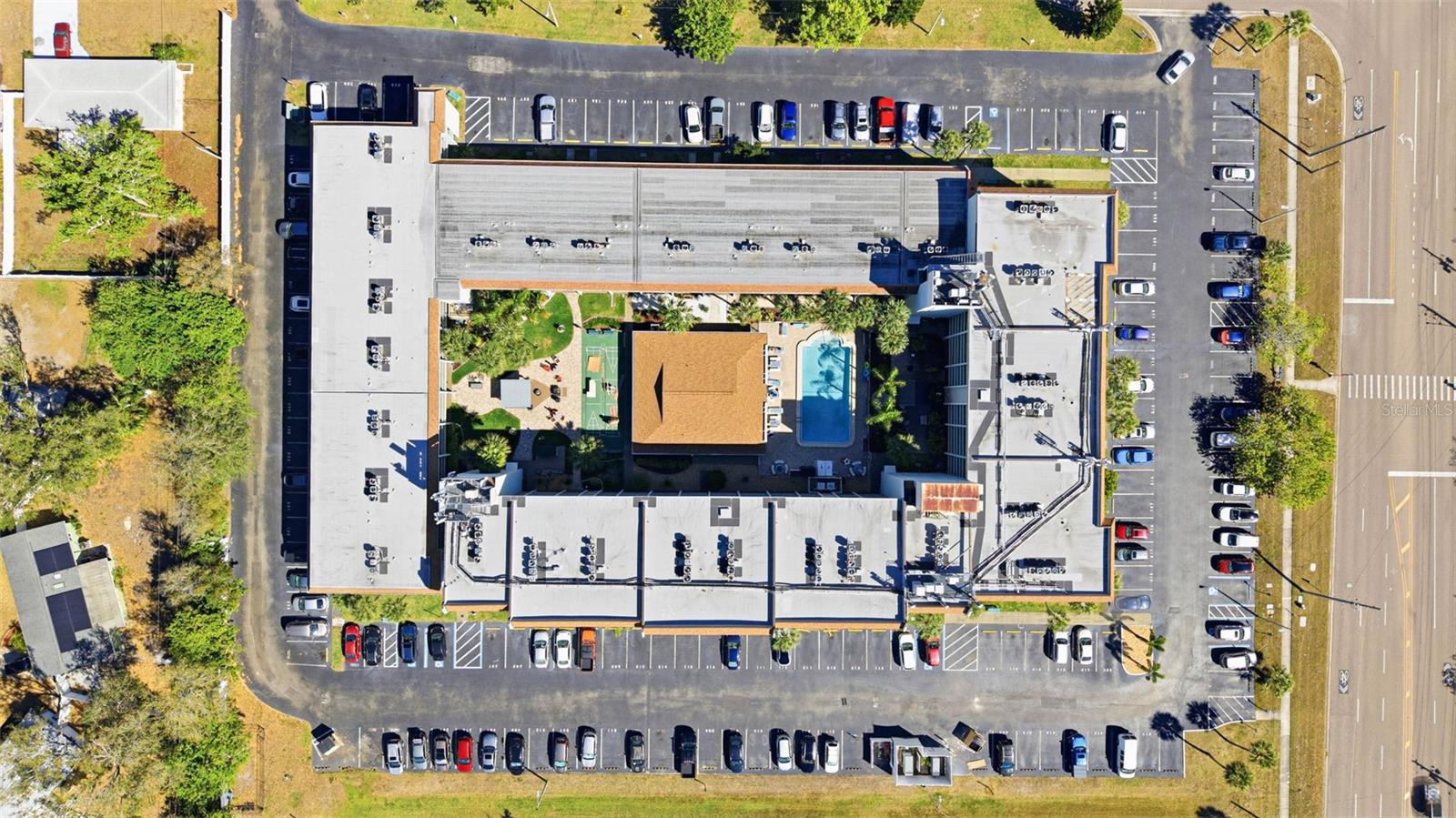 ASBURY ARMS CONDO - Residential Lease