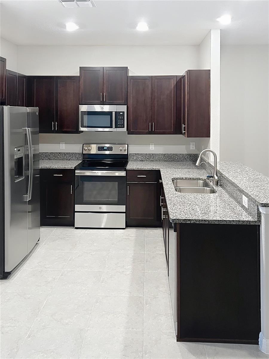 15503 PRESTWICK ROSE PLACE