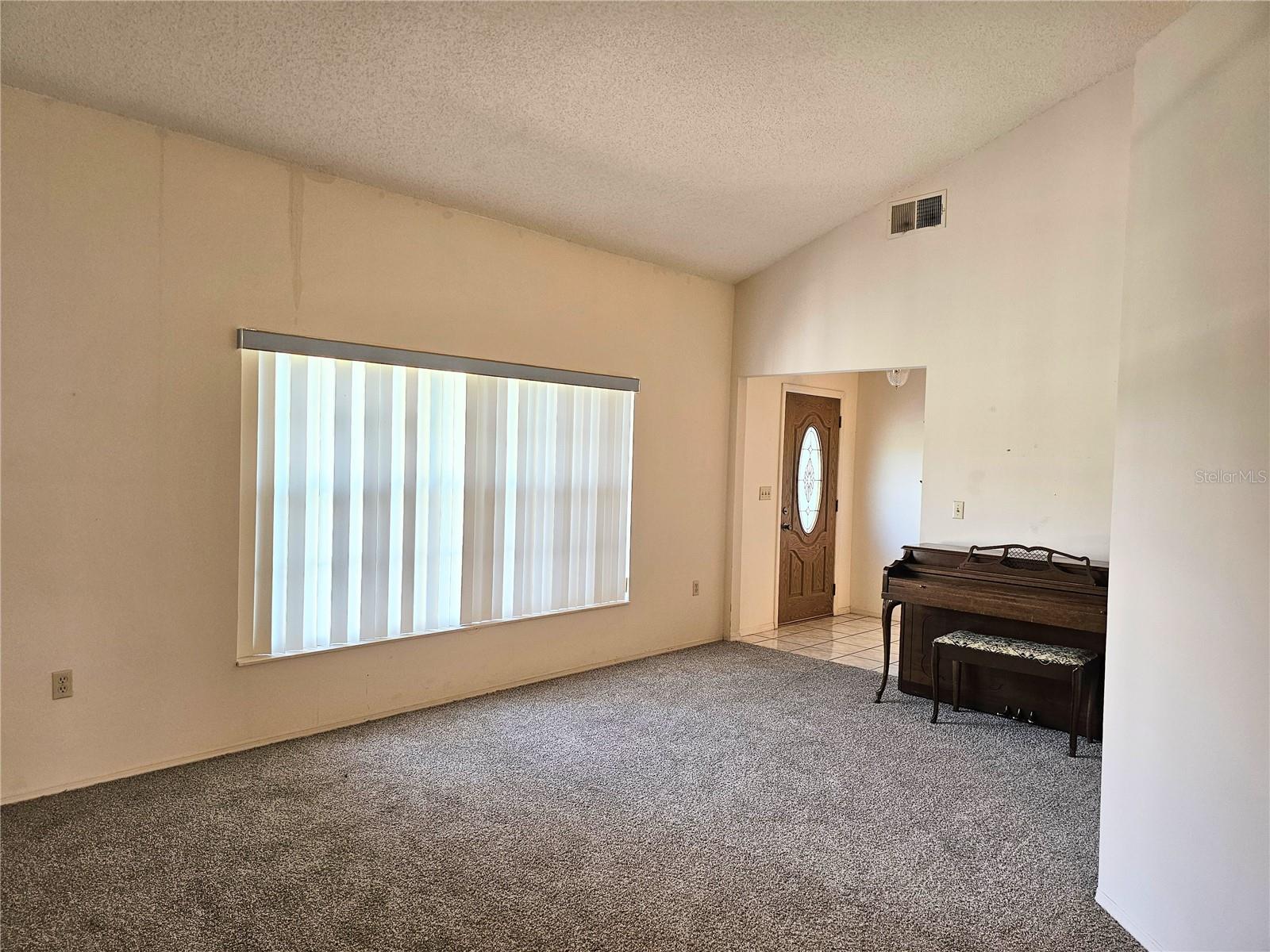 1850 CHAUCER WAY