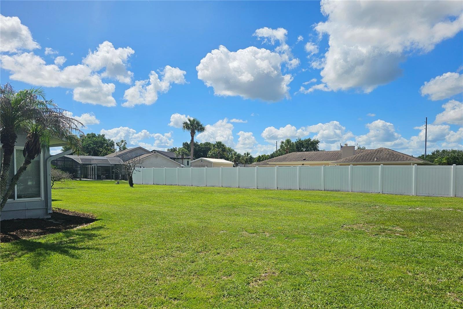 1850 CHAUCER WAY