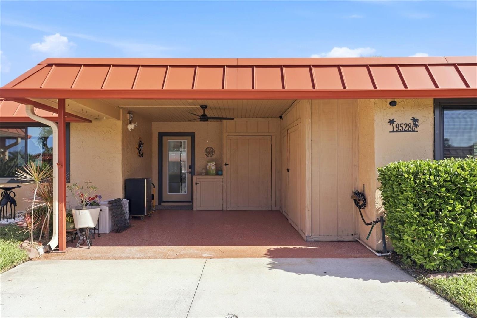 PALMA SOLA HARBOUR SEC 4 - Residential