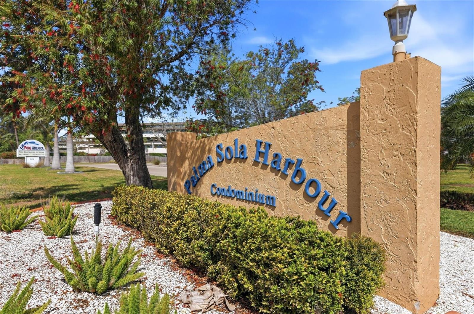 PALMA SOLA HARBOUR SEC 4 - Residential