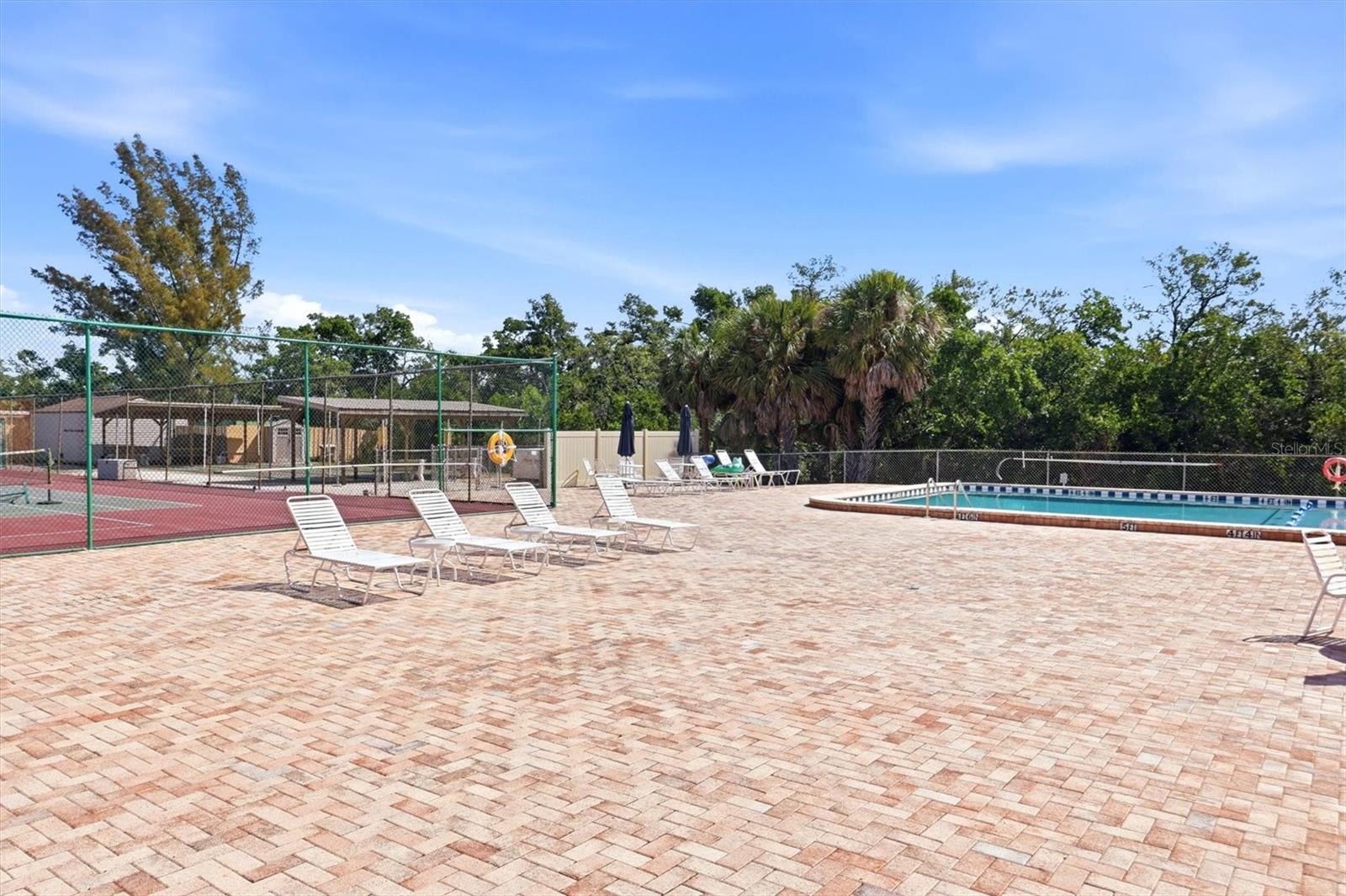 PALMA SOLA HARBOUR SEC 4 - Residential