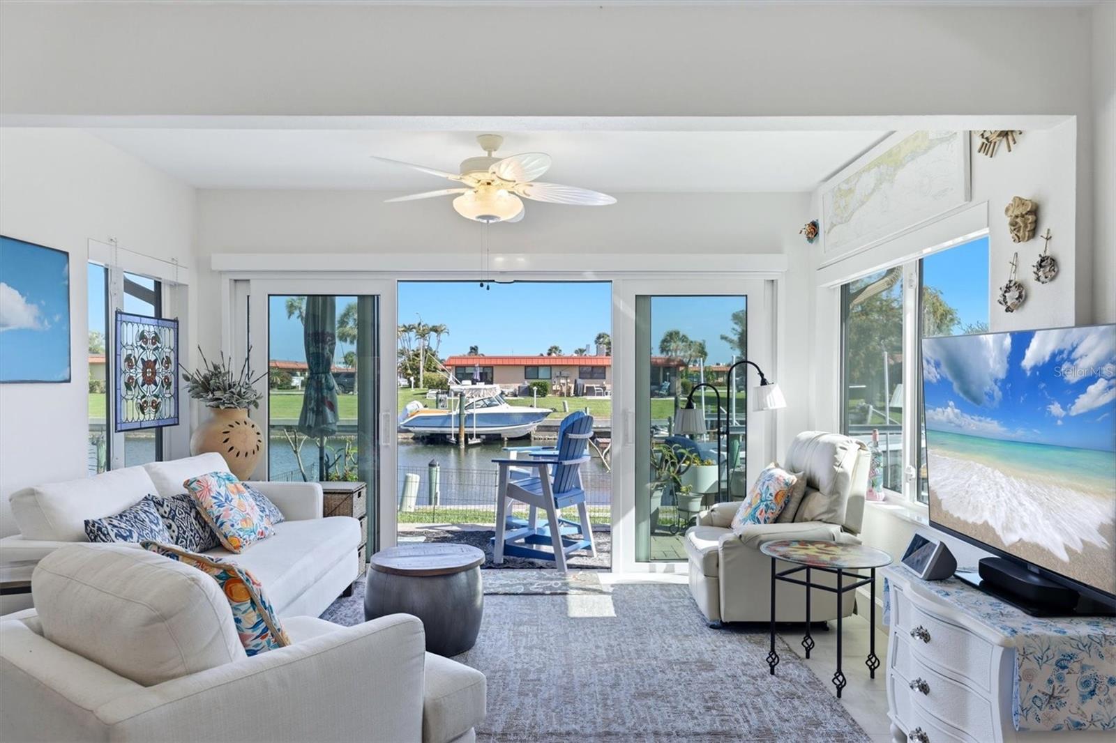 PALMA SOLA HARBOUR SEC 4 - Residential