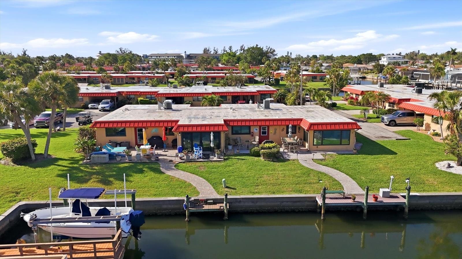 PALMA SOLA HARBOUR SEC 4 - Residential