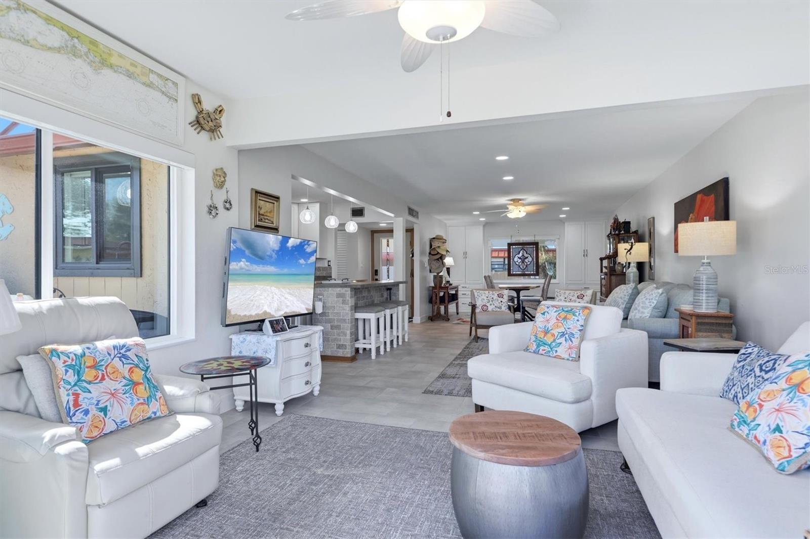 PALMA SOLA HARBOUR SEC 4 - Residential