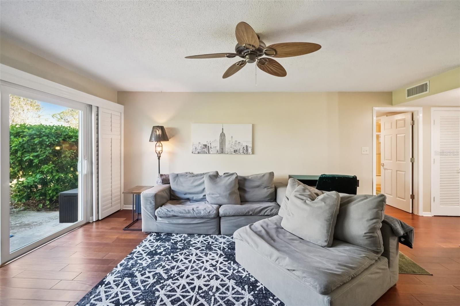 CHATEAUX DE BARDMOOR - Residential