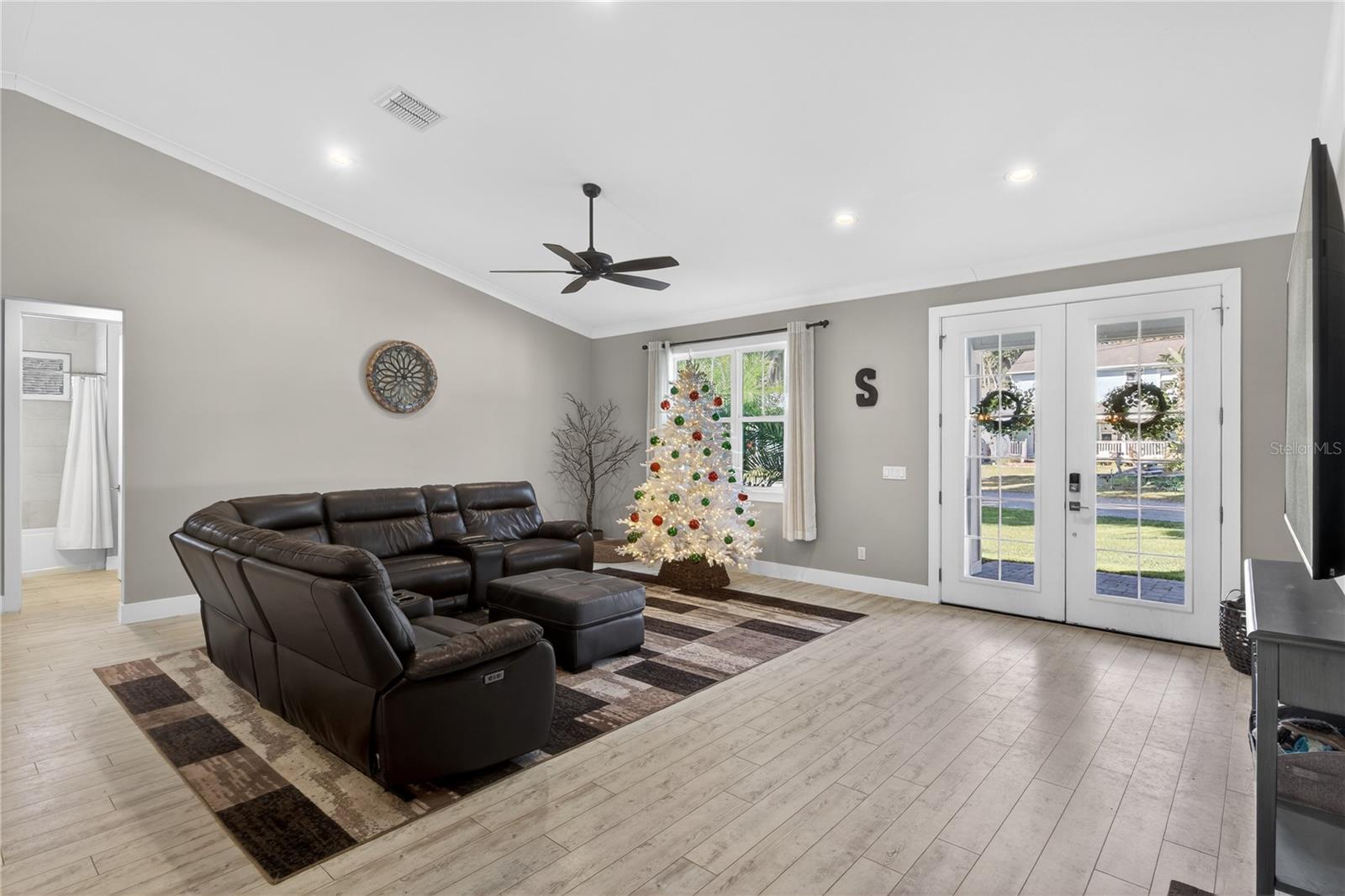 CORBIN PARK UNIT 03 - Residential