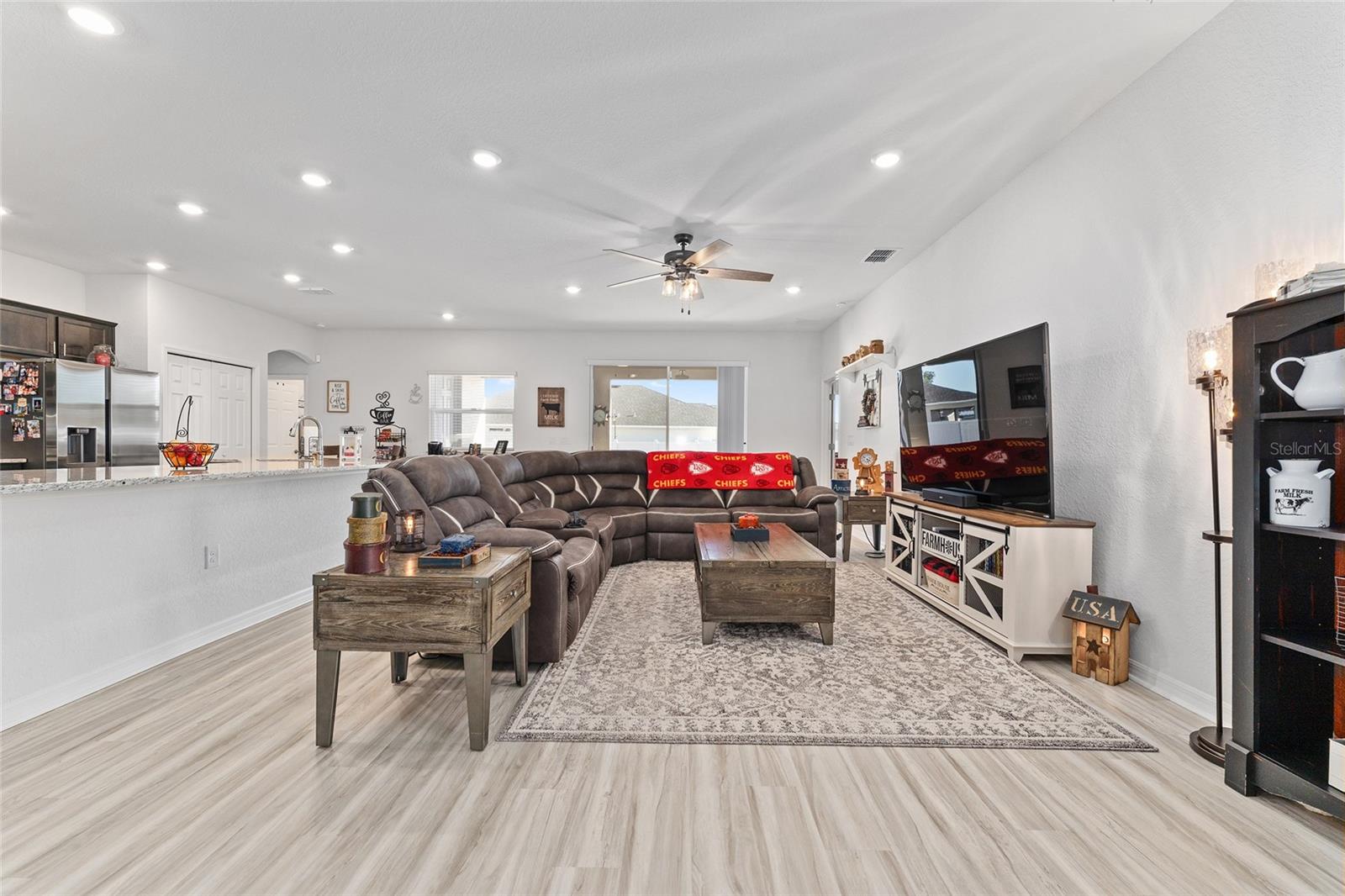 SUMMERCREST - Residential