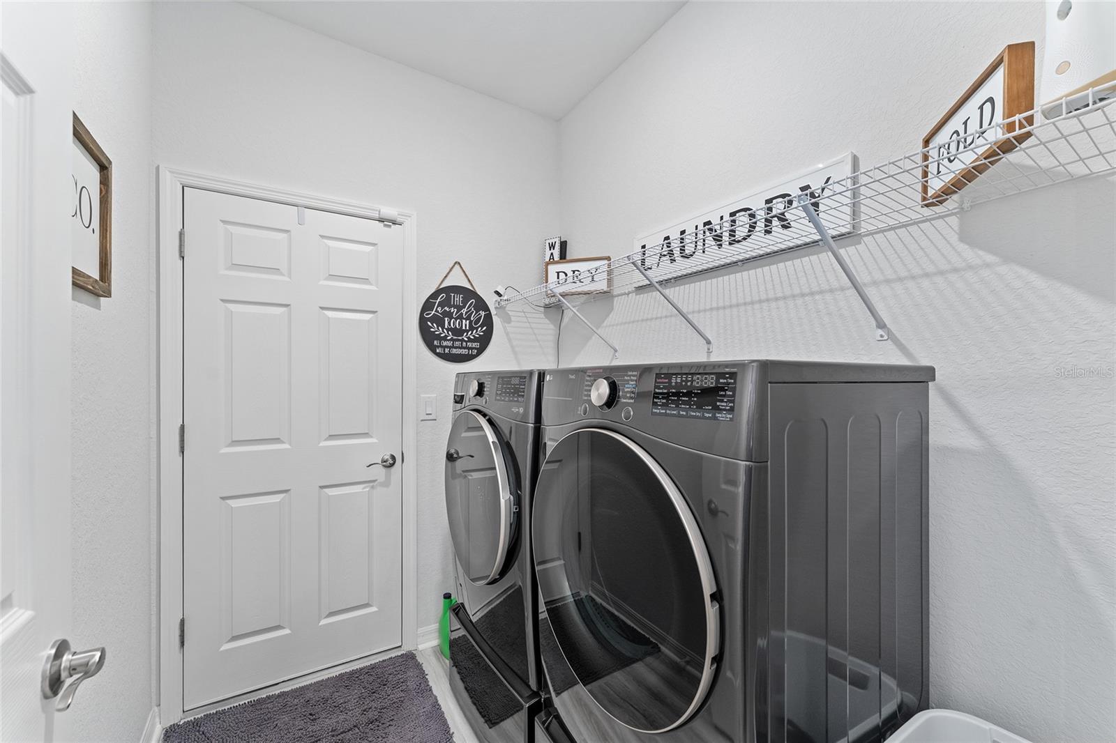 SUMMERCREST - Residential