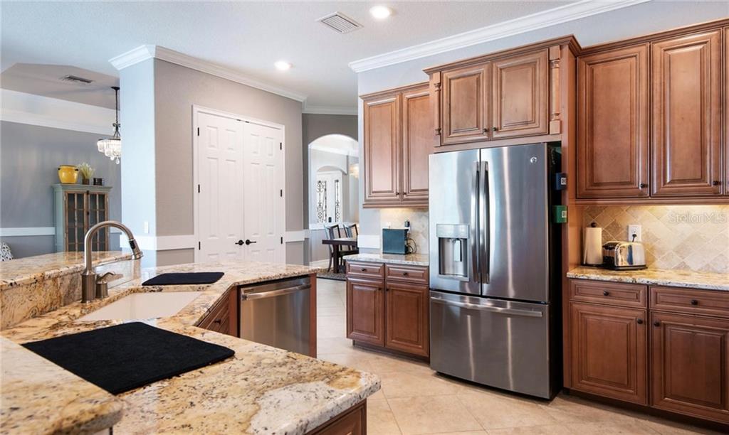 LAKEWOOD NATIONAL GOLF CLUB PH I - Residential Lease