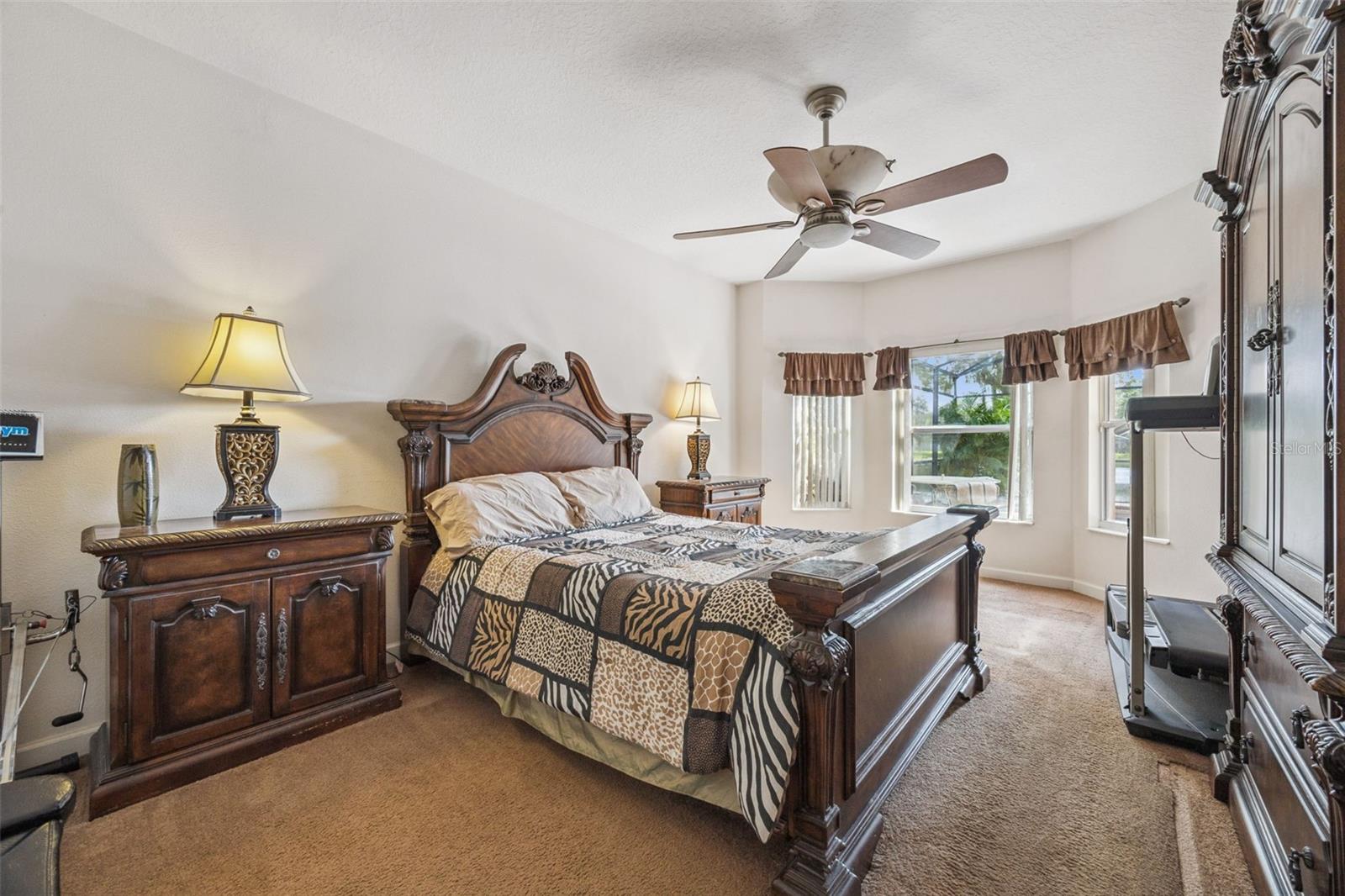 WOODLAND LAKES - Residential