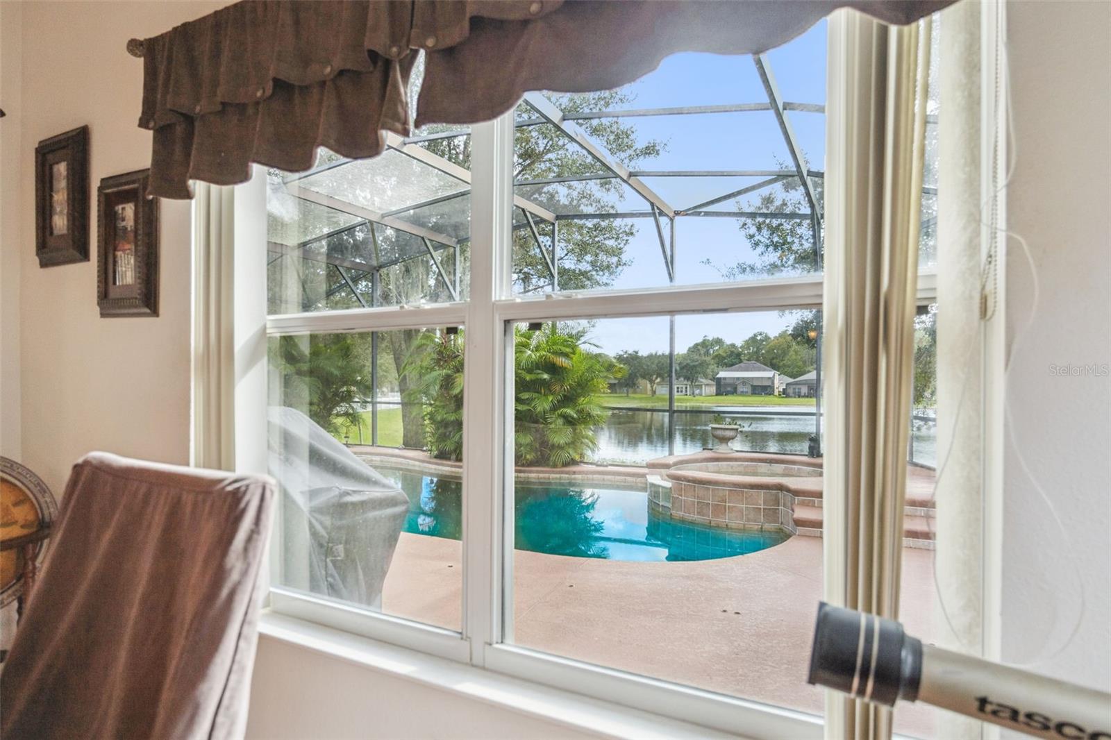 WOODLAND LAKES - Residential