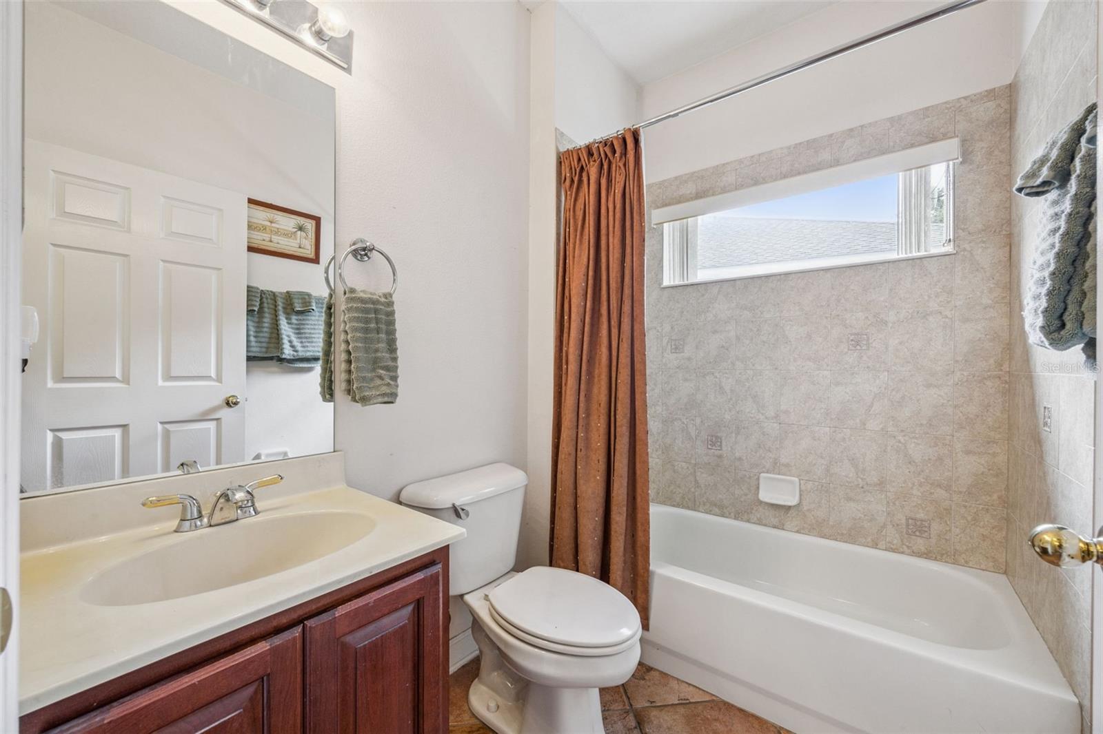 WOODLAND LAKES - Residential