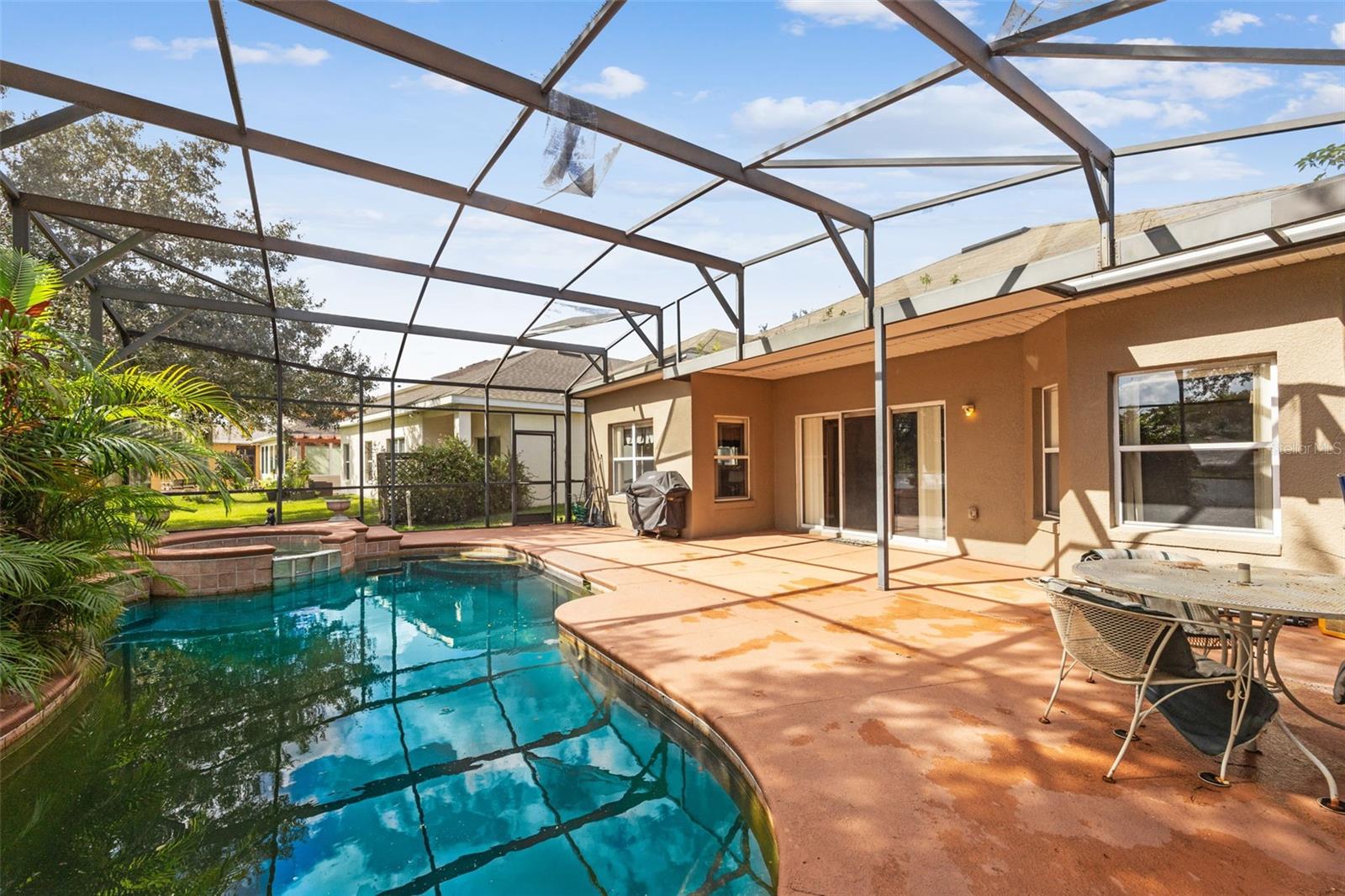 WOODLAND LAKES - Residential