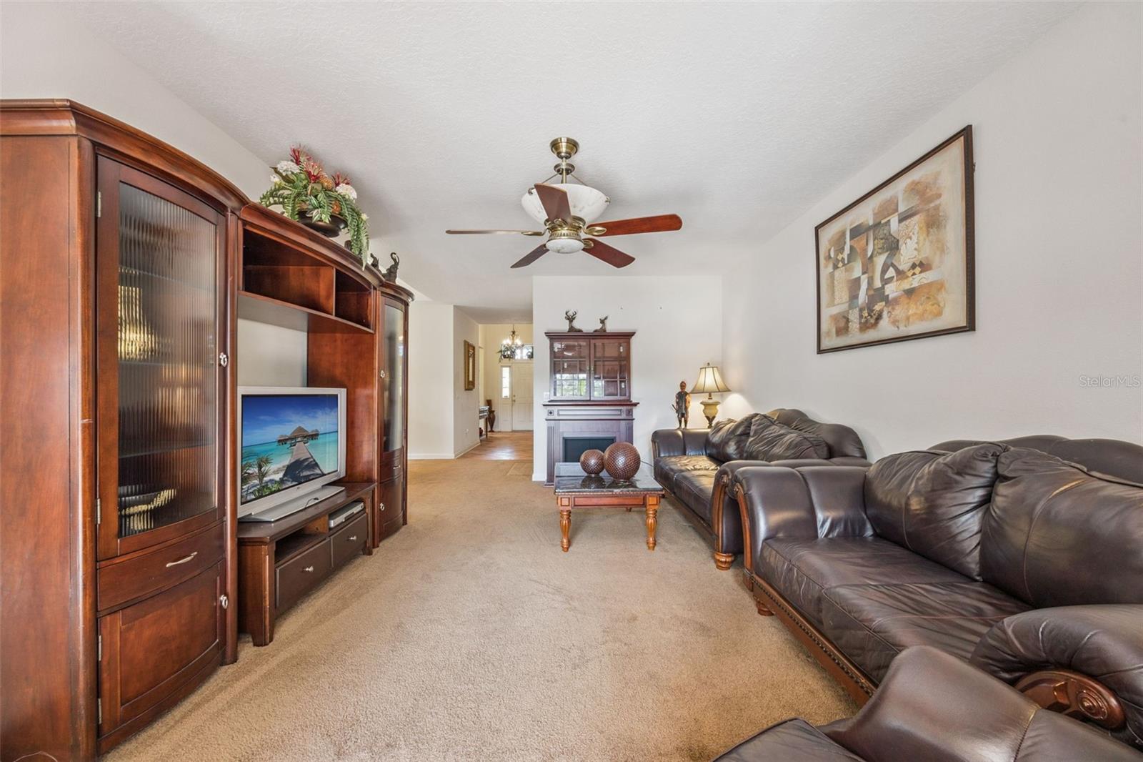 WOODLAND LAKES - Residential