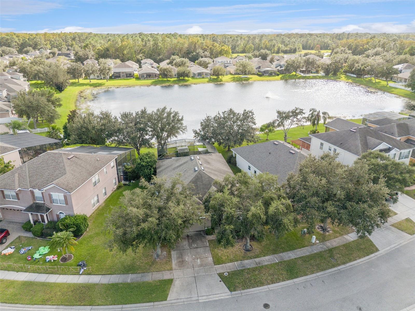 WOODLAND LAKES - Residential