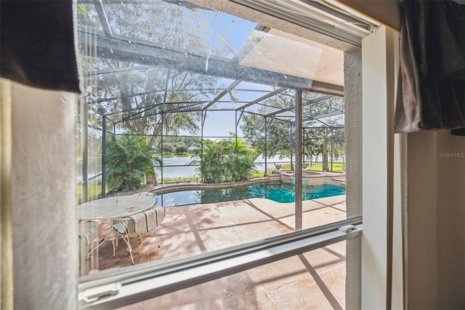 WOODLAND LAKES - Residential