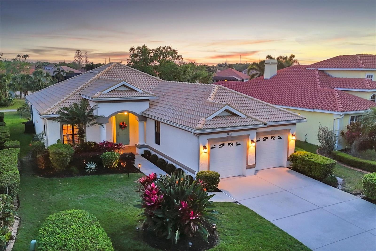 TAILFEATHER WAY AT TARA - Residential