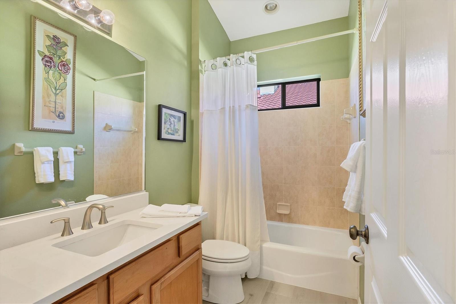 TAILFEATHER WAY AT TARA - Residential