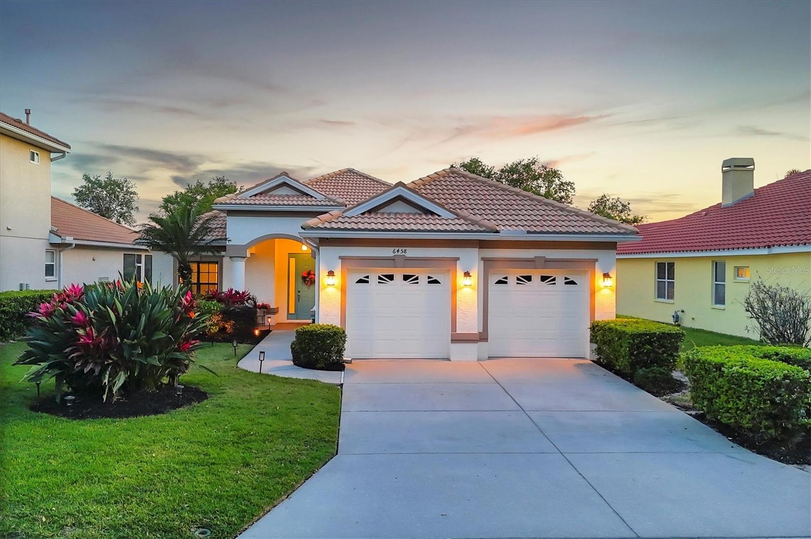 6458 TAILFEATHER WAY, BRADENTON, FL, 34203 3 6458 TAILFEATHER WAY