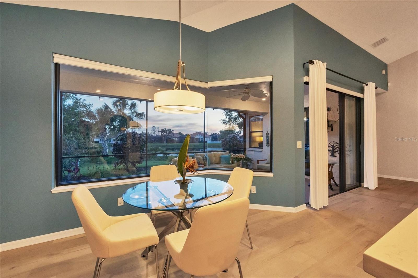 TAILFEATHER WAY AT TARA - Residential