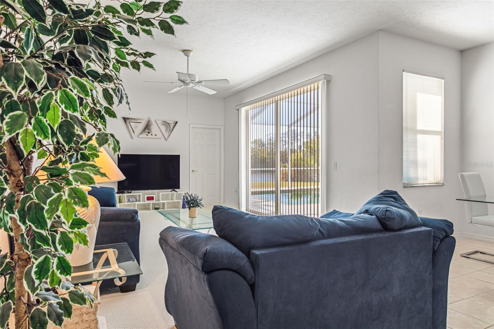 HUNTERS RIDGE - Residential