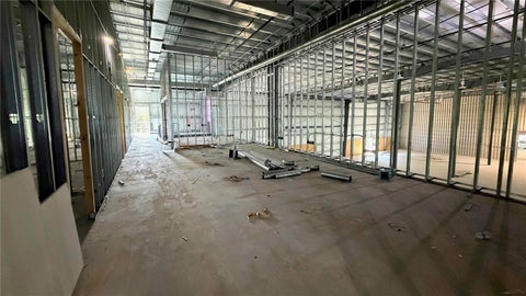 Tiny photo for 2221 N Us Highway 27/441 Blvd, Fruitland Park, FL 34731 (MLS # TB8548479)
