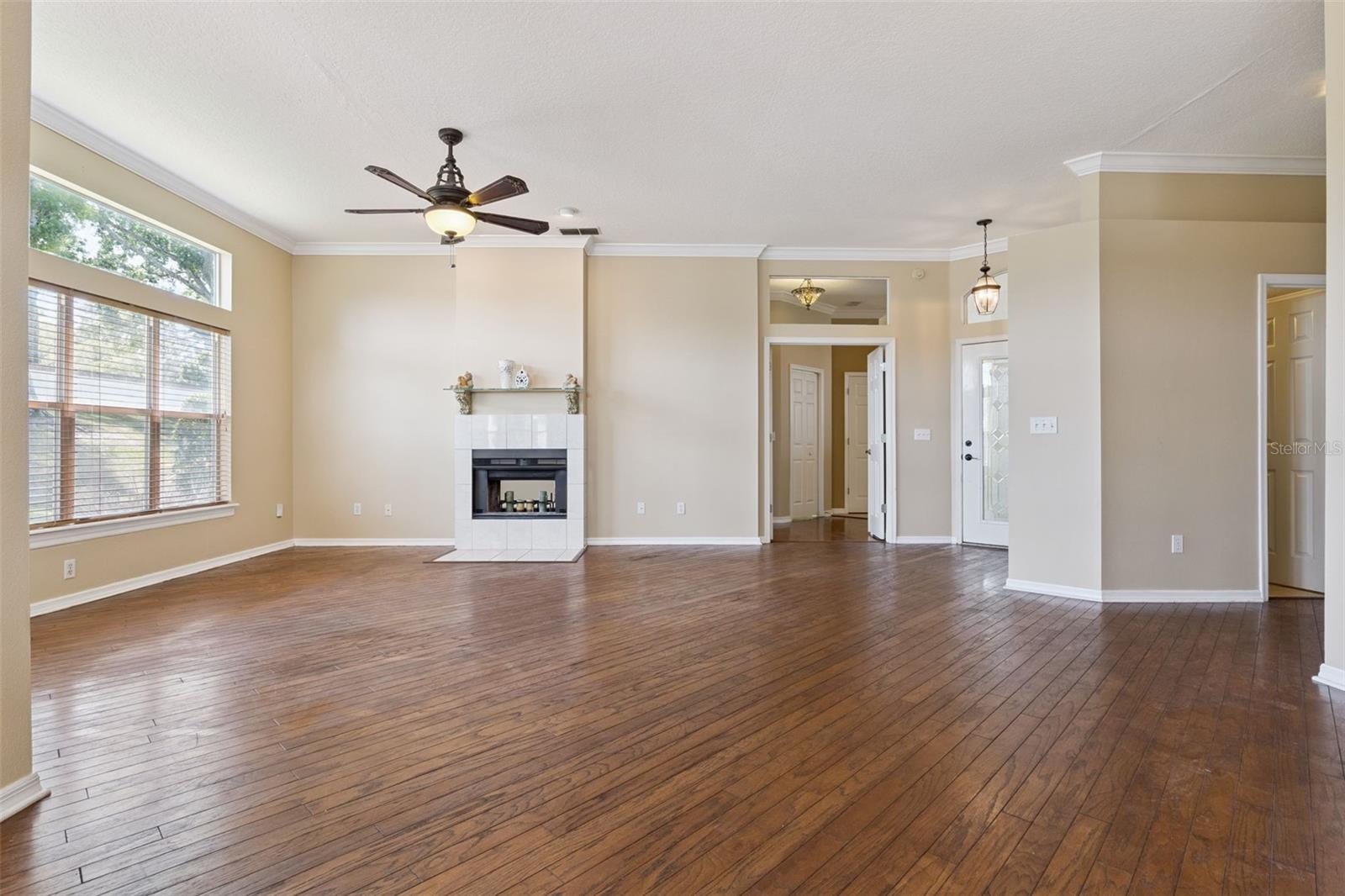 HEATHROW/ WILLOWBROOK VILLAGE - Residential