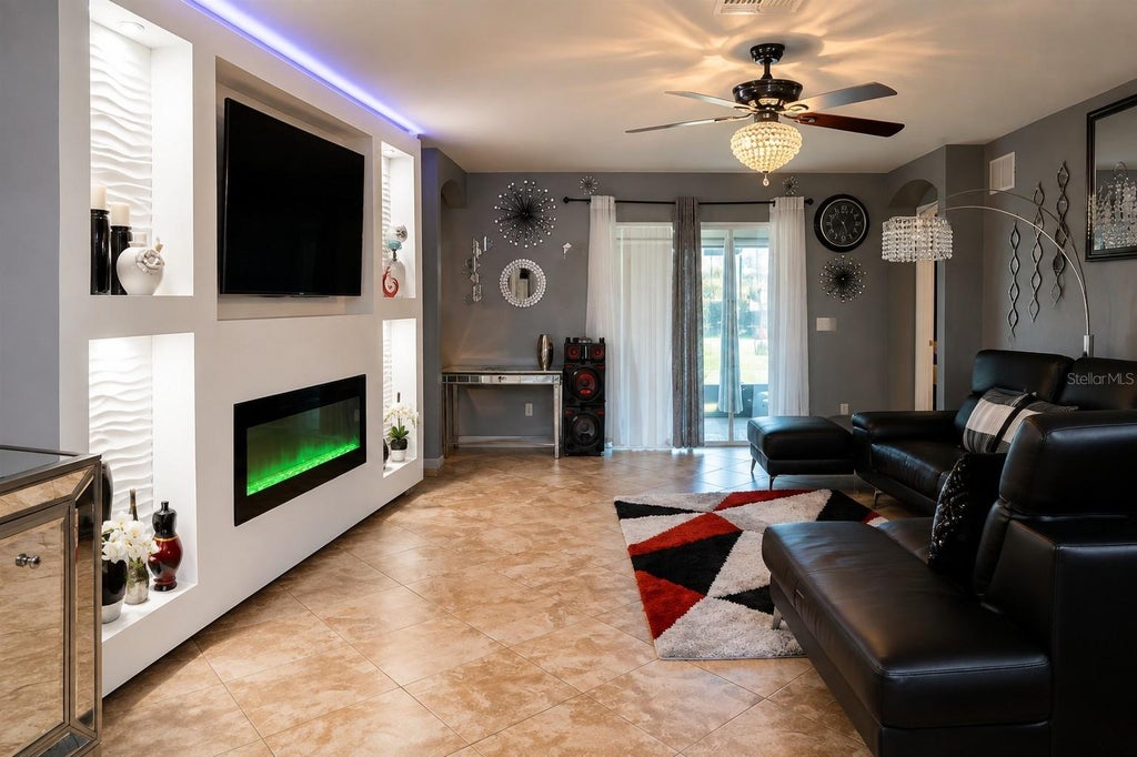 Photo of 413 Sierra Mike Boulevard, Lake Alfred, FL 33850 (MLS # S5154459)