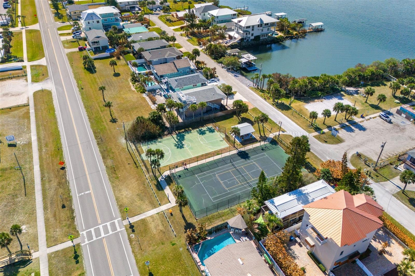 BETHUNE VOLUSIA BEACH - Residential