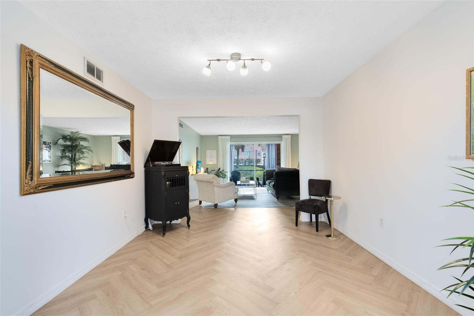 4270 LAKE UNDERHILL ROAD 1