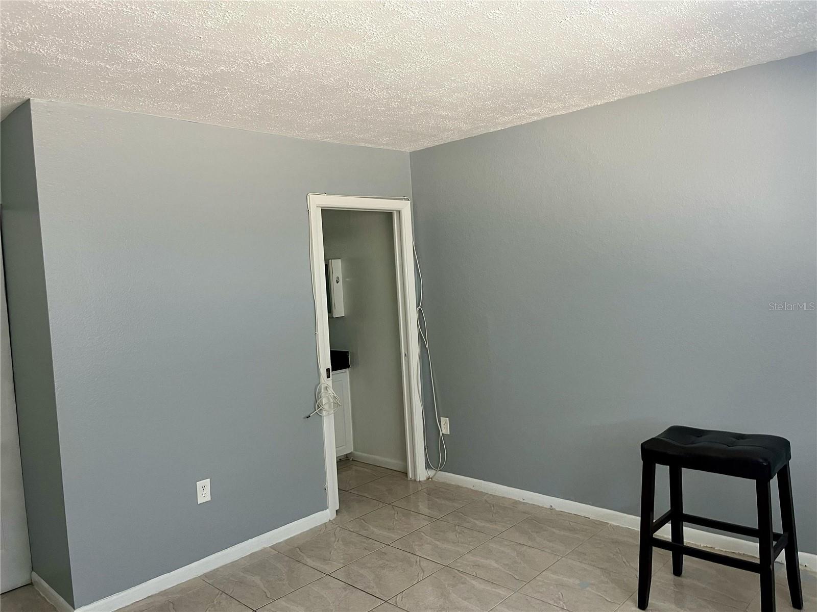 PLAZA DE LAS FUENTES CONDO - Residential