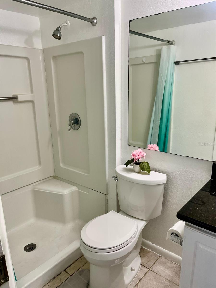 PLAZA DE LAS FUENTES CONDO - Residential