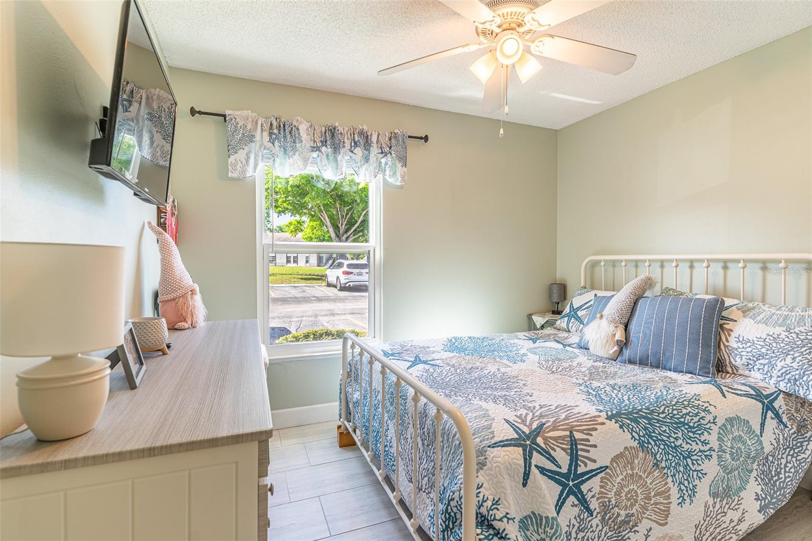 MIRROR LAKE SEC 3 - Residential