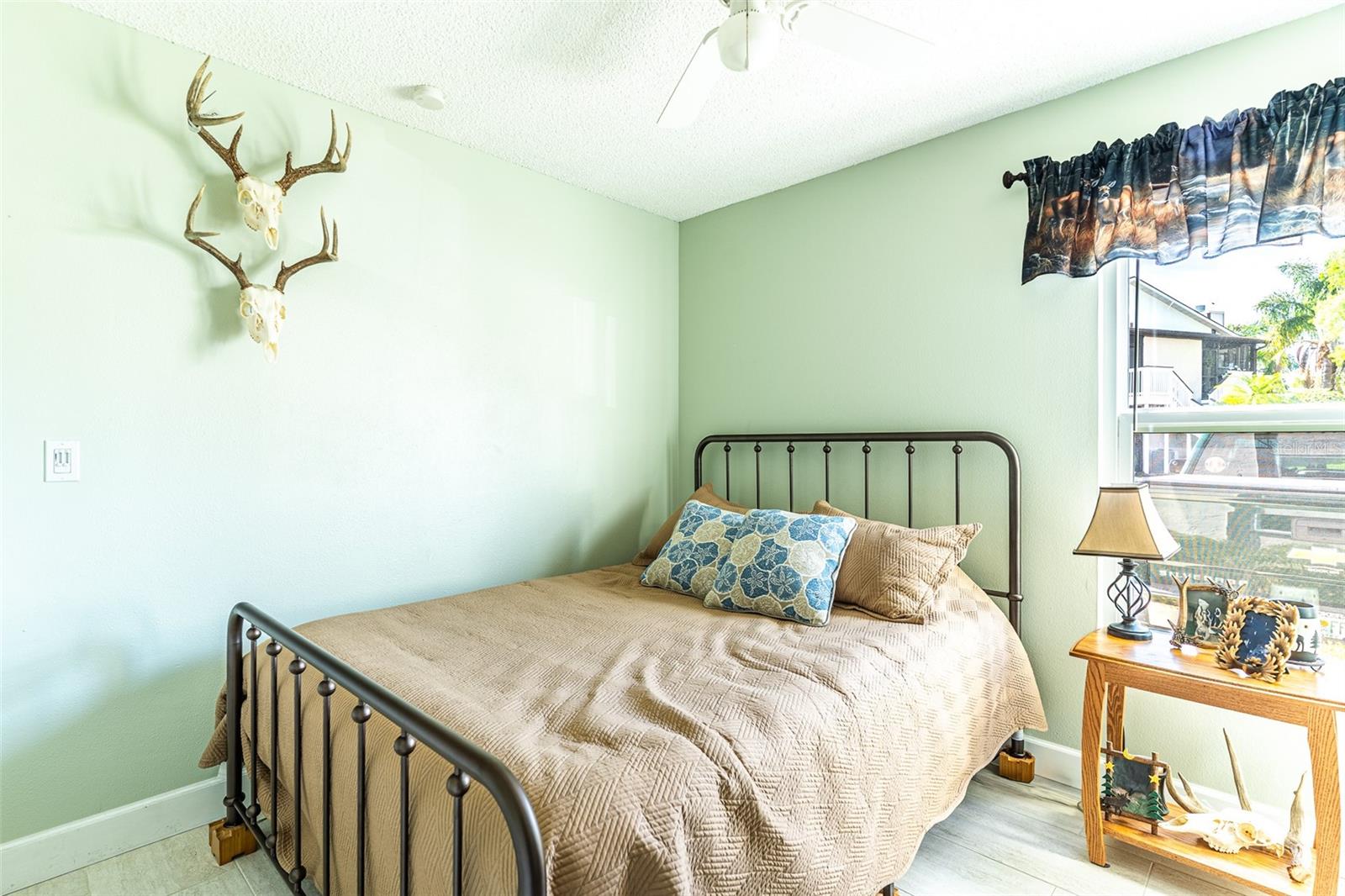 MIRROR LAKE SEC 3 - Residential