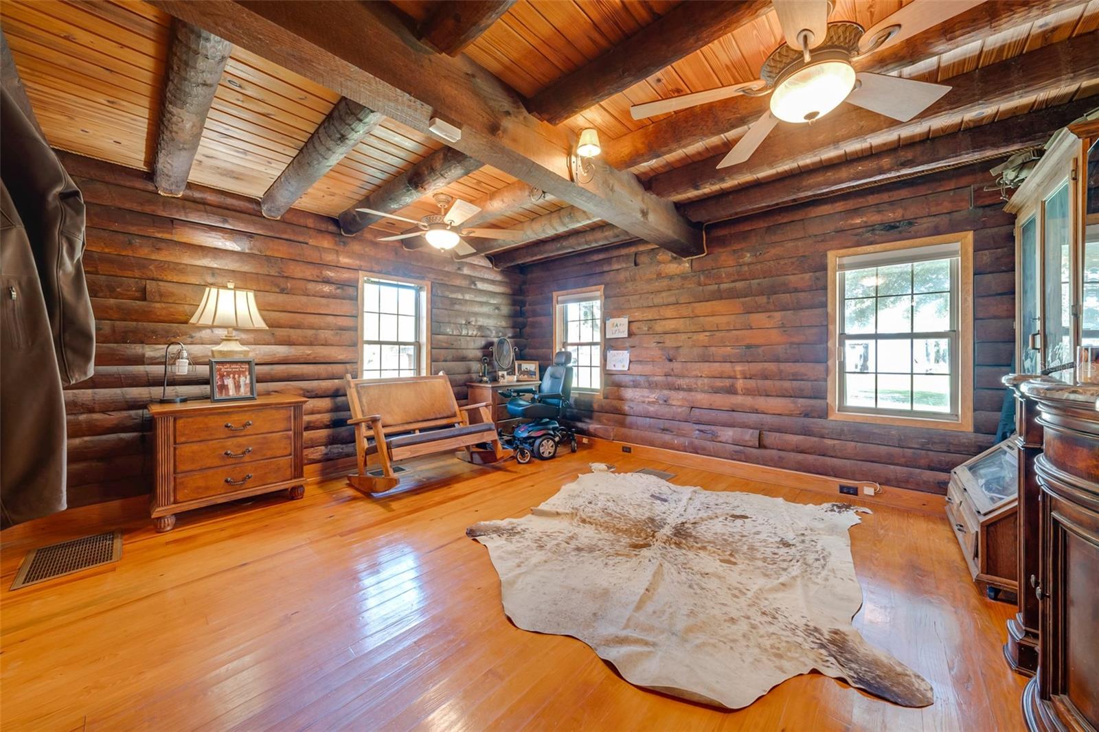 ACREAGE & UNREC - Residential