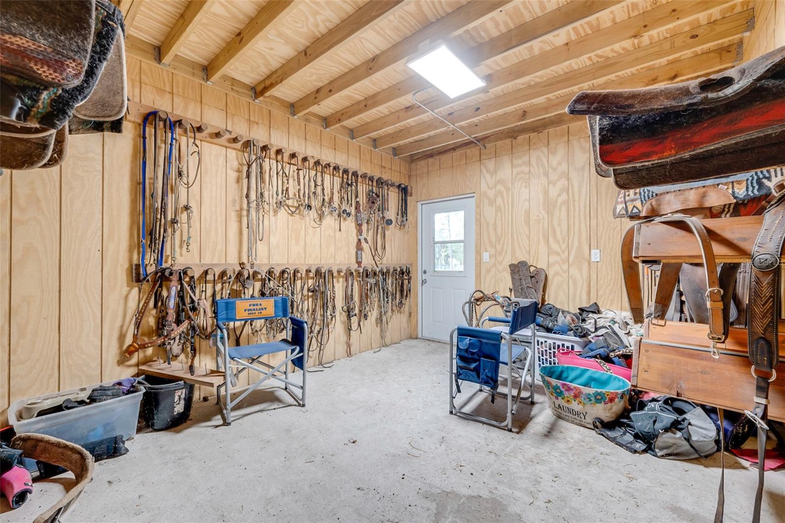 ACREAGE & UNREC - Residential