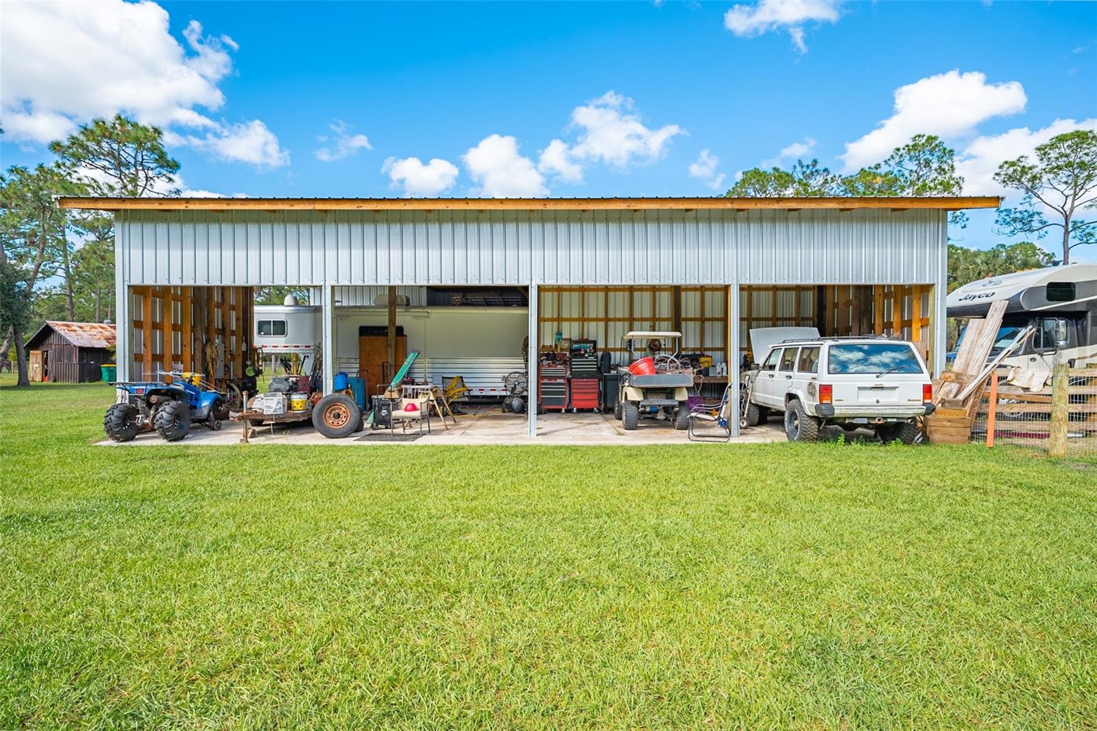 ACREAGE & UNREC - Residential