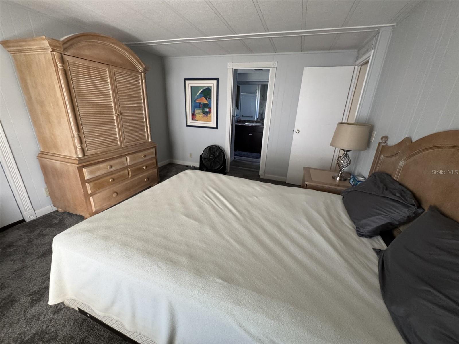 WALK IN THE WATER VILLAGE UNIT 01 - Residential