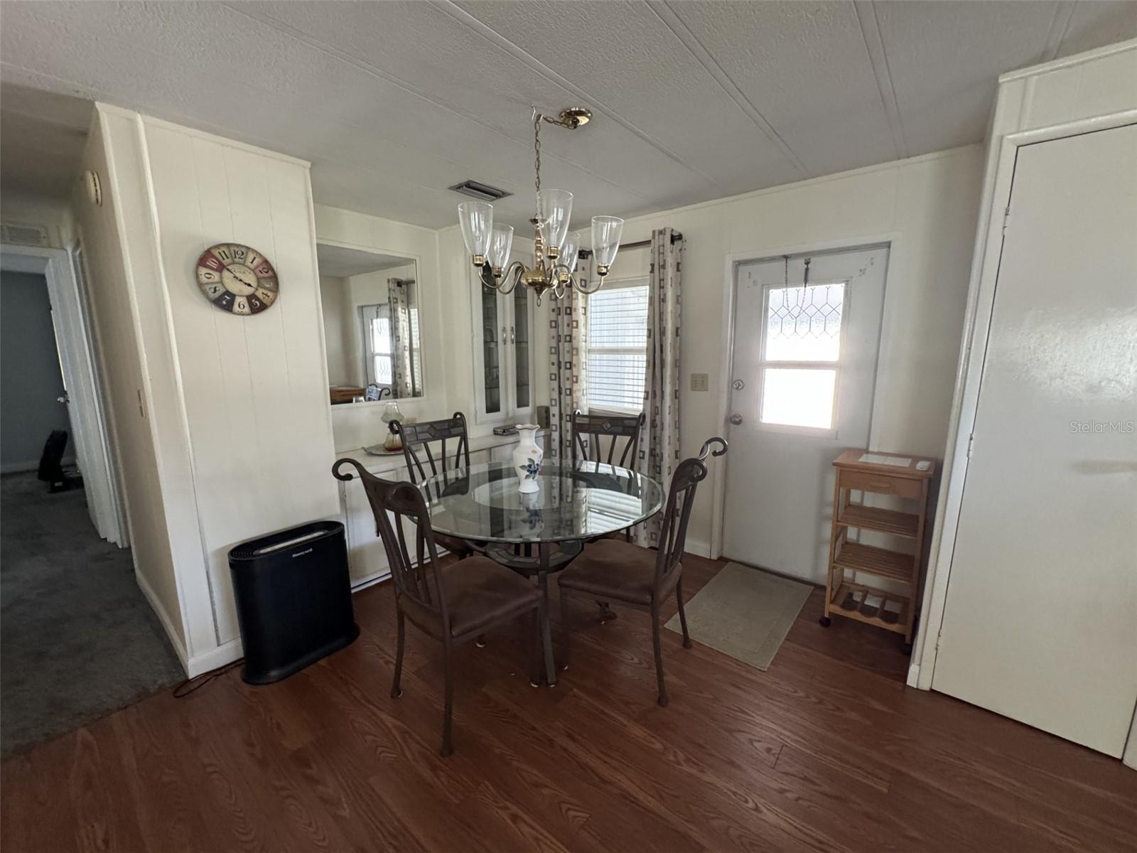 WALK IN THE WATER VILLAGE UNIT 01 - Residential